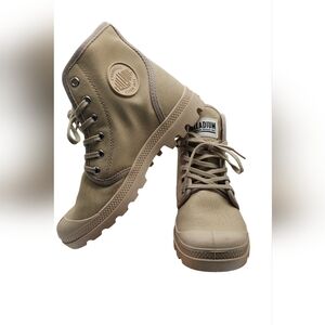Palladium Unisex Canvas Boots